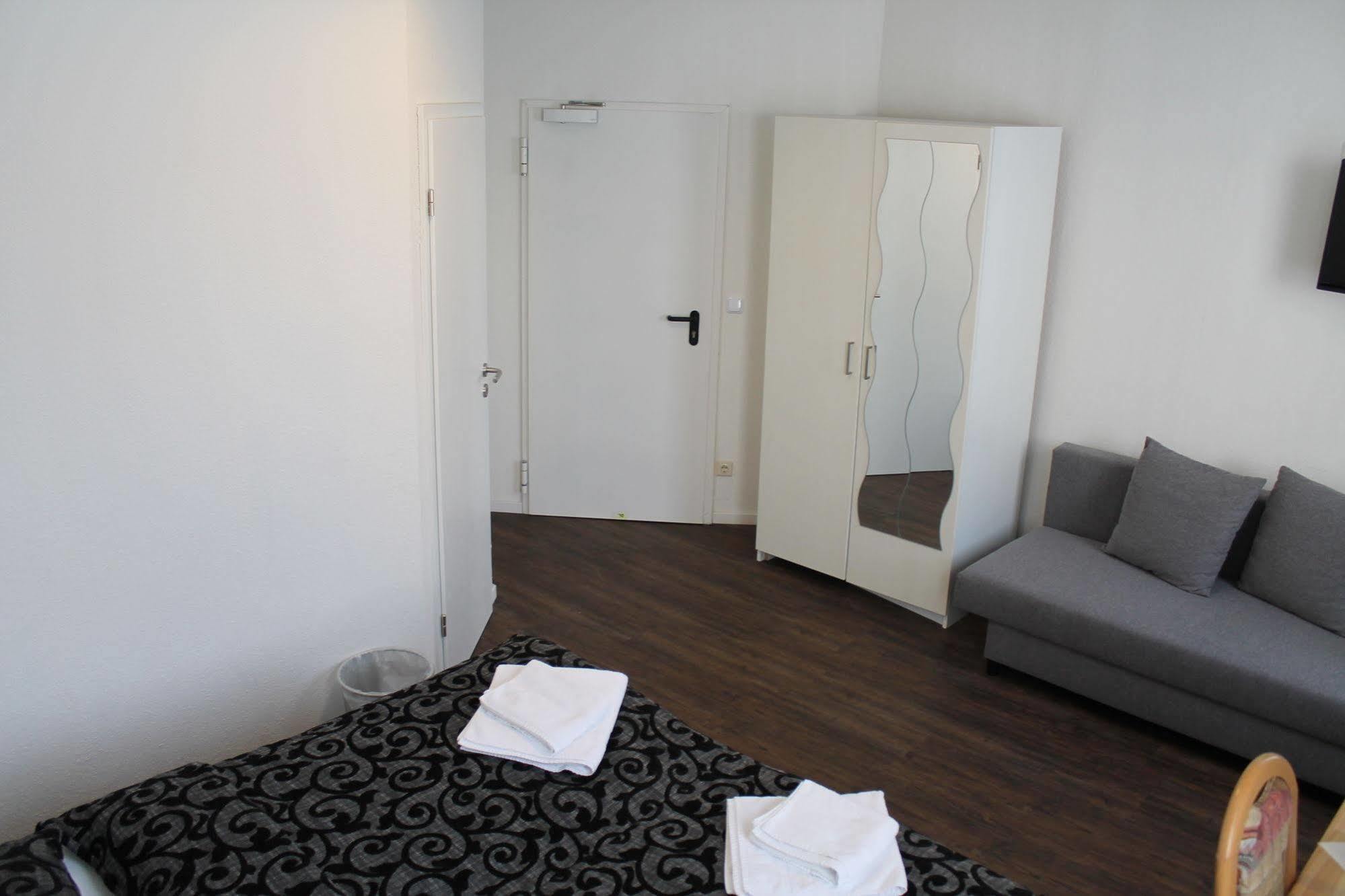 City Lounge Hotel Düsseldorf Extérieur photo