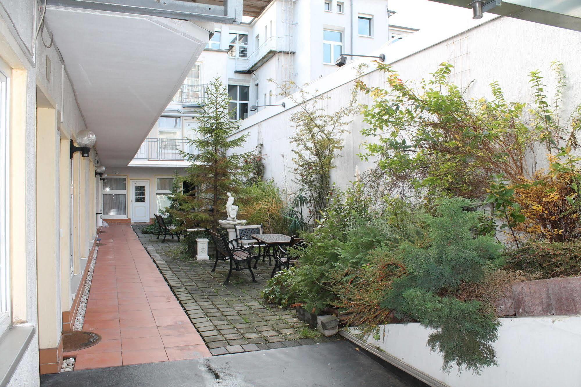 City Lounge Hotel Düsseldorf Extérieur photo