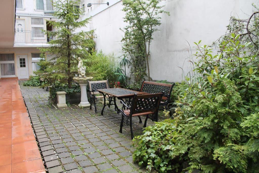 City Lounge Hotel Düsseldorf Extérieur photo